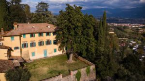 Villa Norcenni ApartHotel